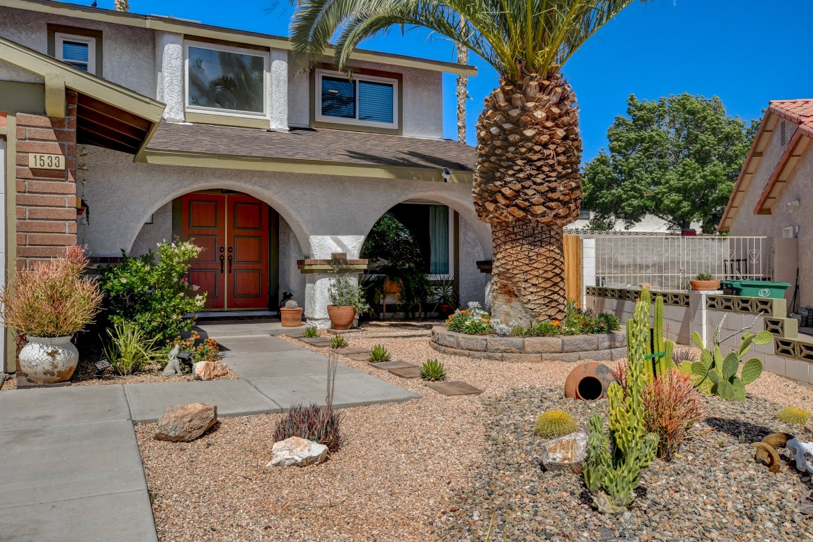 1533 Kay Court