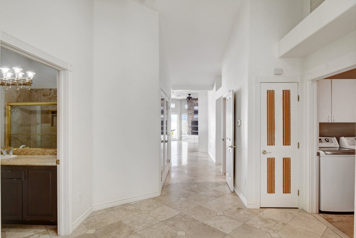 308 Venice Lane