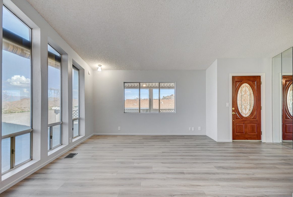 492 Lake Erie Lane