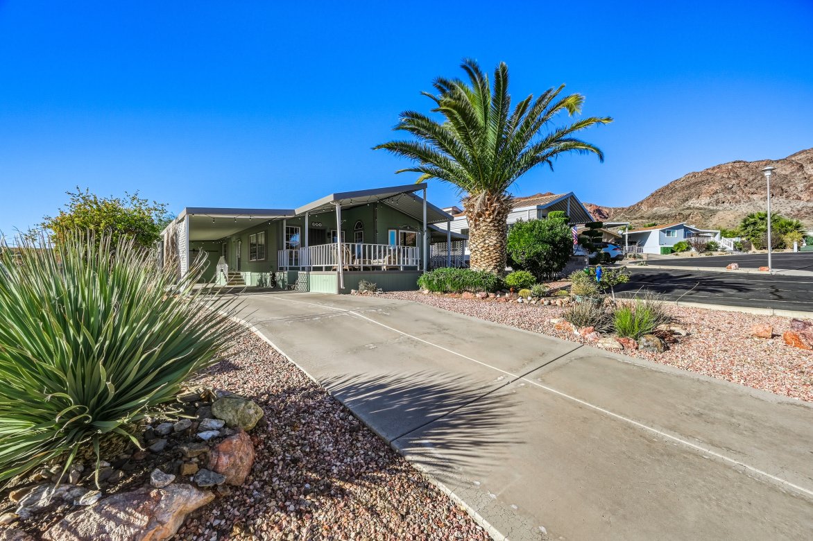 585 Lake Superior Lane