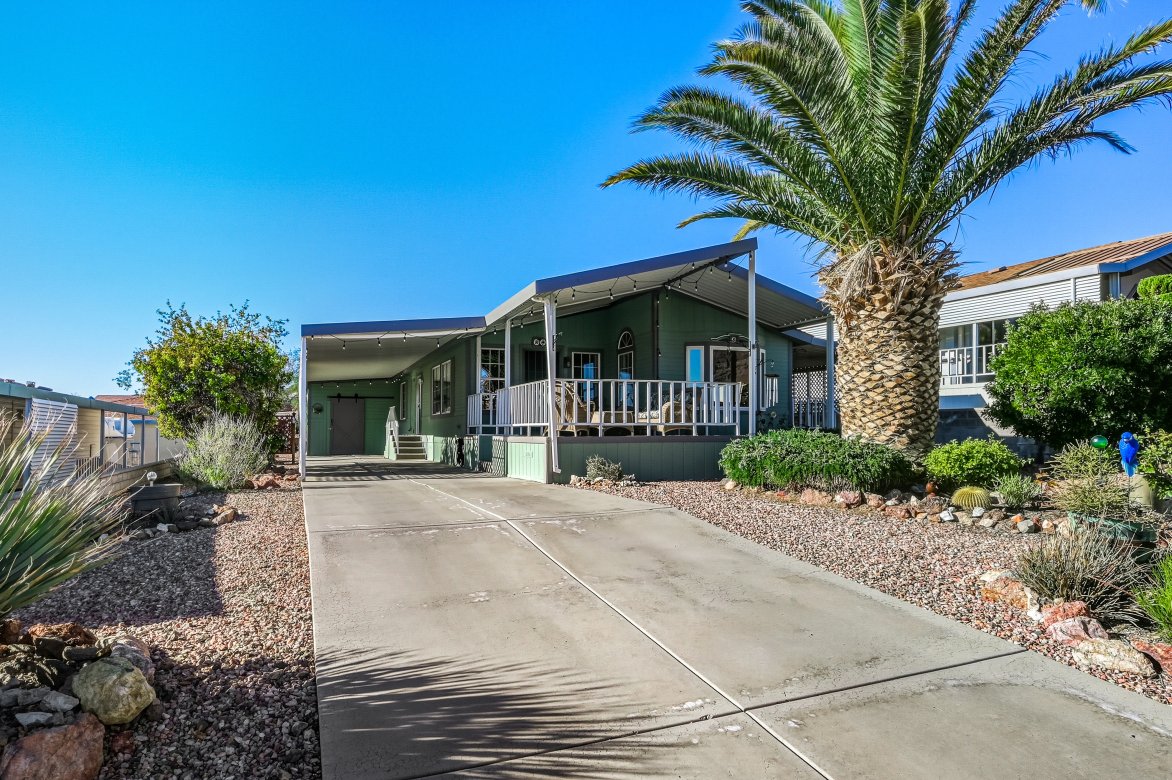 585 Lake Superior Lane