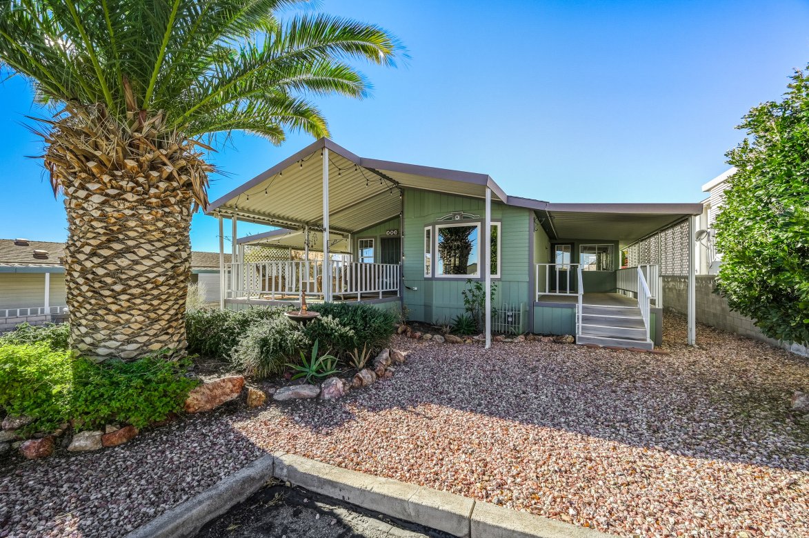 585 Lake Superior Lane