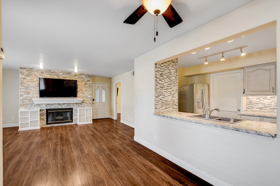 701 Capri Drive, 3B
